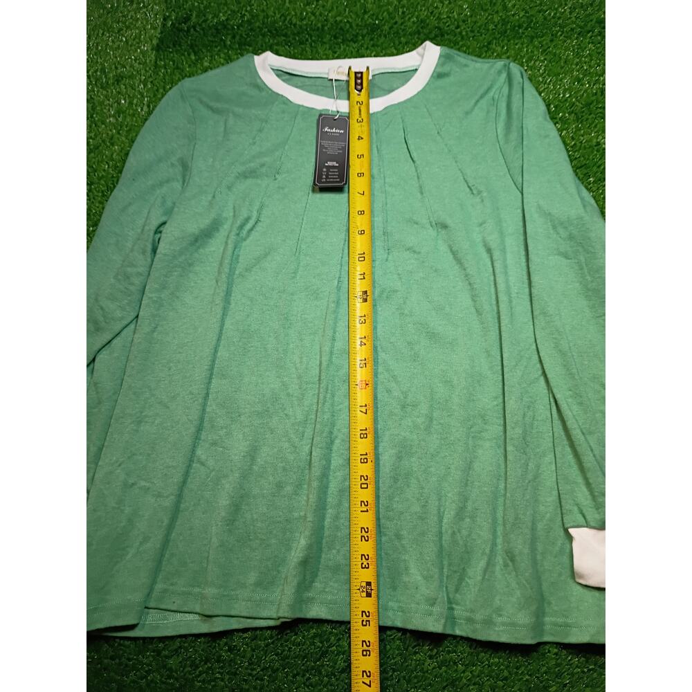 Fantaslook Women's Green Blouse - Pleated & Stylish XL NWT - Picture 2 of 6